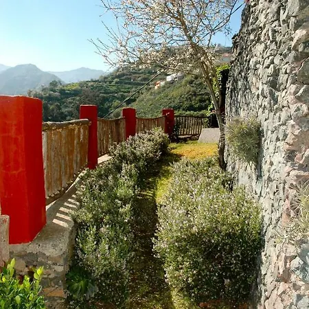 Villa La Casa Del Moral By I N Z U L A E *